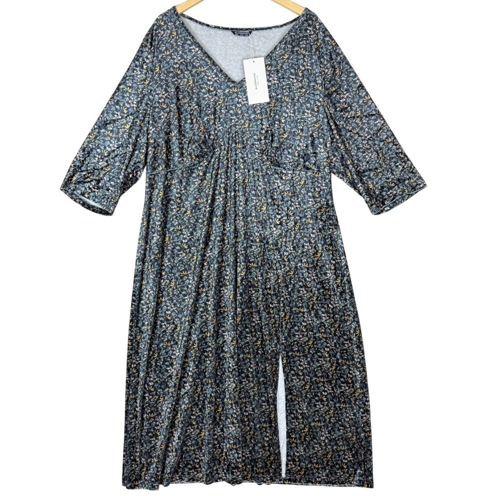 BloomChic Velvet Floral V-Neck Midi Dress Front Slit 3/4 SleevePlus Size 26 NWT